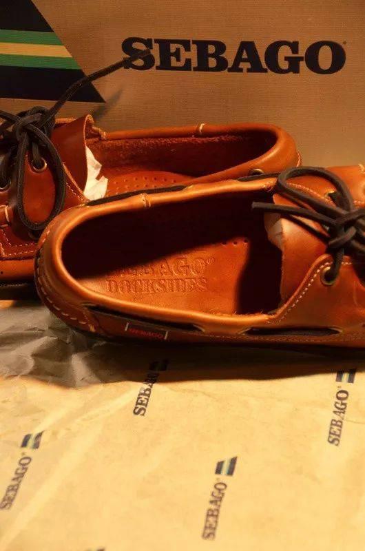 皮鞋国产测评视频播放在线观看,在线观看，品质与时尚的完美融合